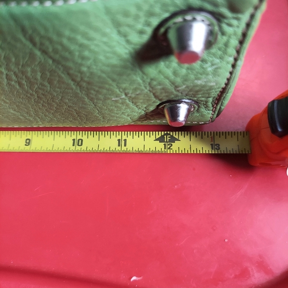 Vntg. COACH BAG, LOW START!🥒💚✨🔥💚🔥 leather, GOOD CONDITION, RARE color 💚🥒 - Picture 8 of 12